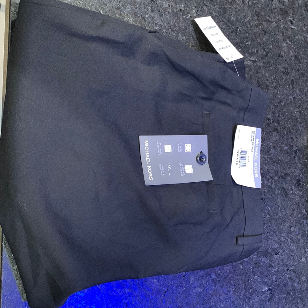 Brand new 42x32 Black Michael Kors Dress pants